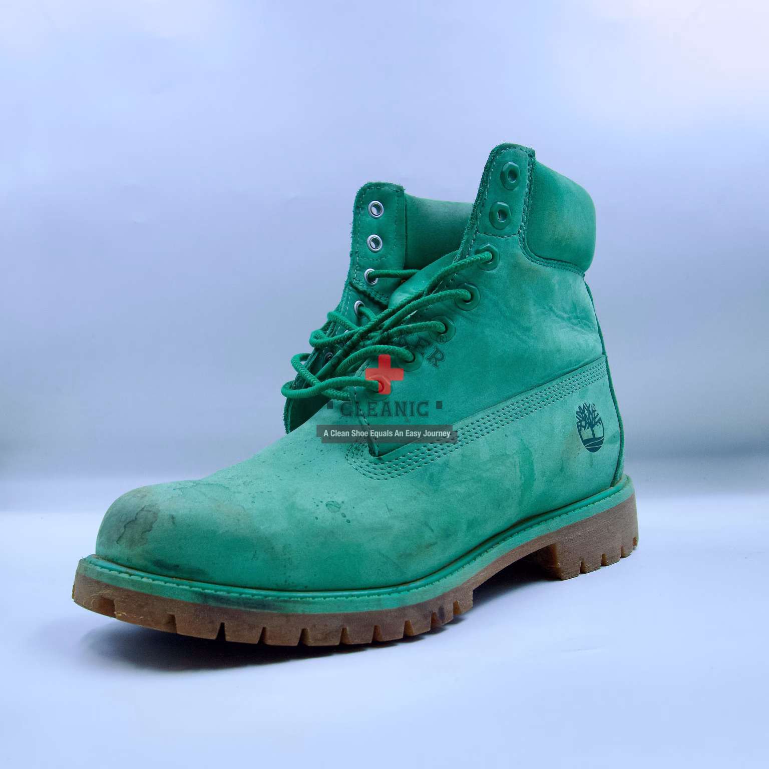 sneaker-cleaning-pretoria.jpg suede-sneaker-cleaning.jpg sole-whitening-service.jpg before-after-sneaker-cleaning.jpg